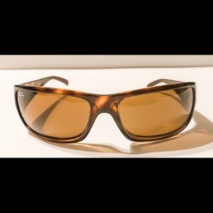 Ray-Ban Havana/Tortoise Sunglasses 4057 642 3N